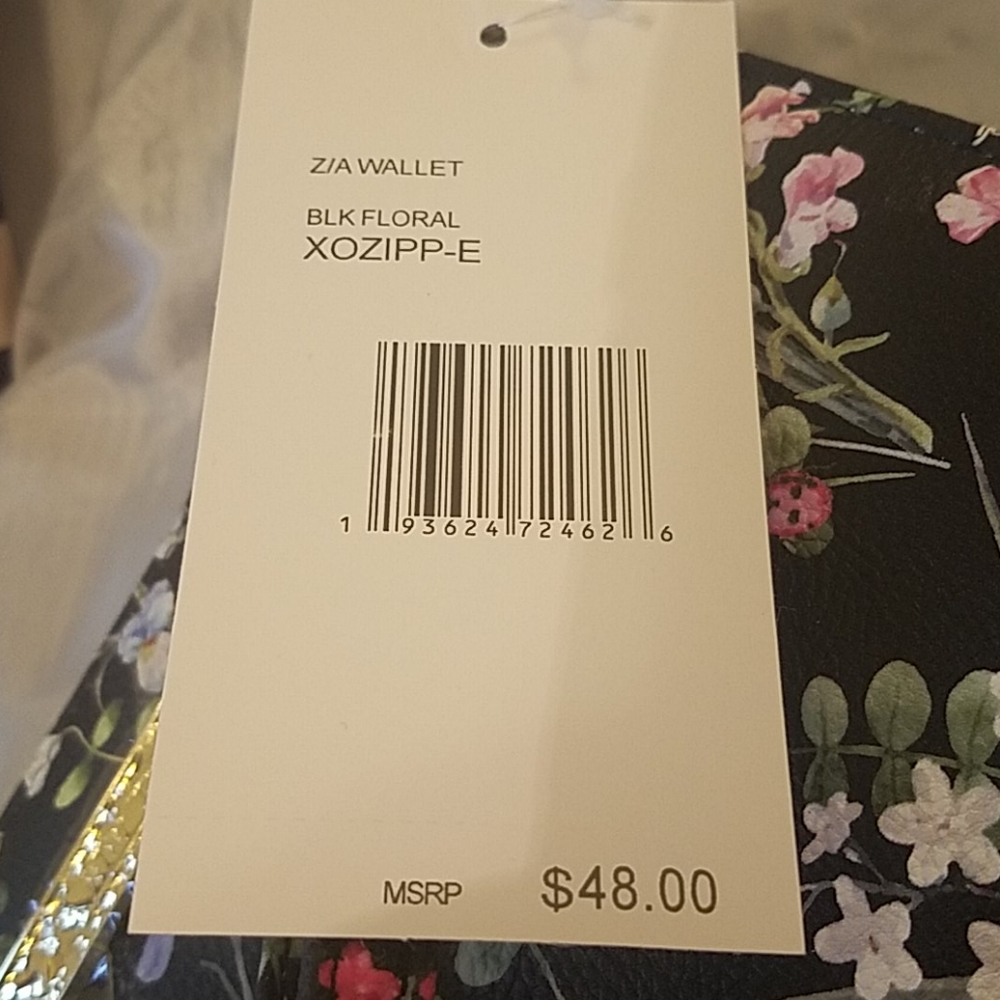 Betsey Johnson floral print zip around Nwt - Picture 3 of 6